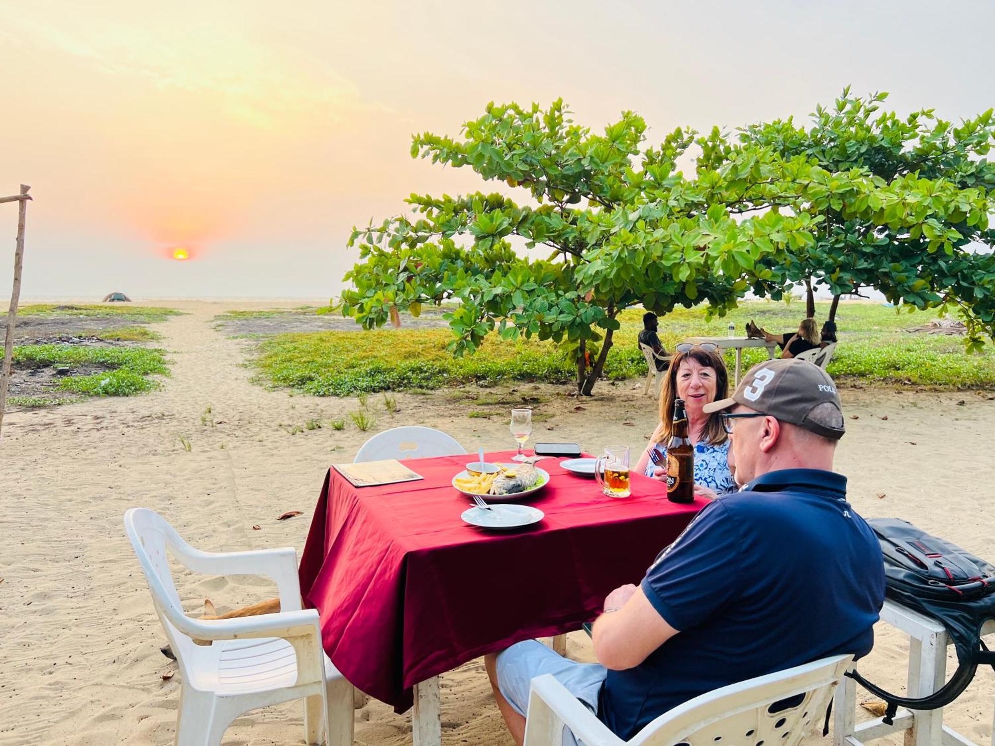 Honey Beach Негомбо Екстер'єр фото